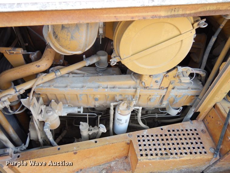 image for item IO9606 1997 Caterpillar D8R  dozer