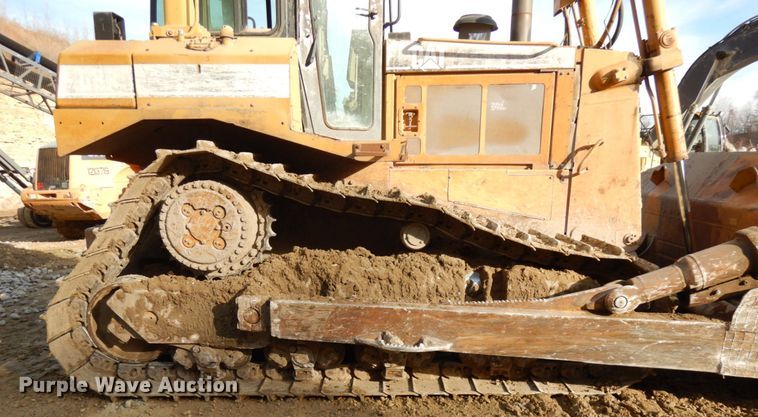 image for item IO9606 1997 Caterpillar D8R  dozer