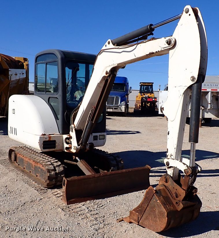 image for item IS9247 2004 Bobcat 334G  mini excavator