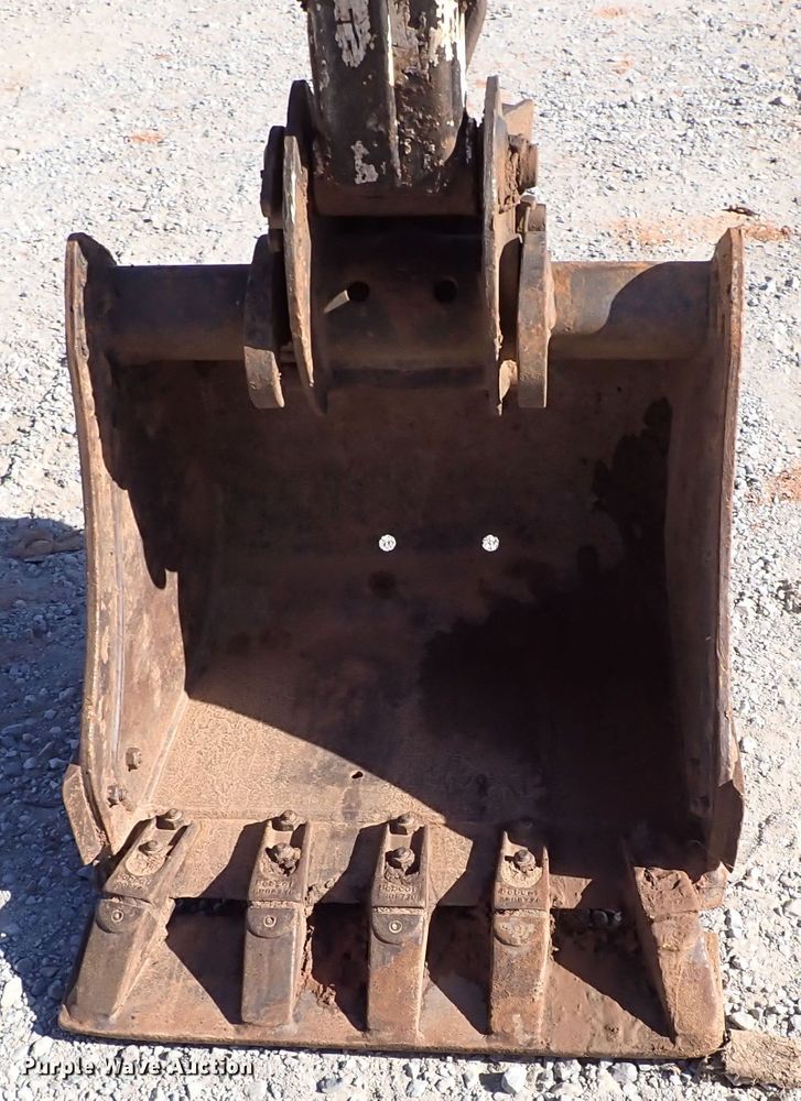 image for item IS9247 2004 Bobcat 334G  mini excavator