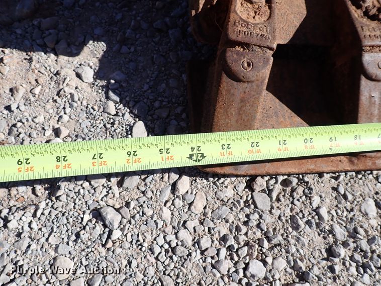 image for item IS9247 2004 Bobcat 334G  mini excavator