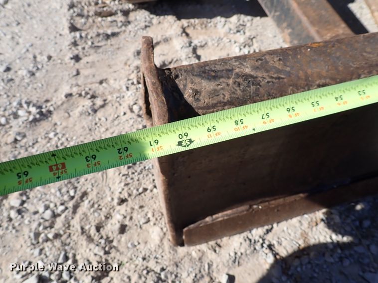 image for item IS9247 2004 Bobcat 334G  mini excavator