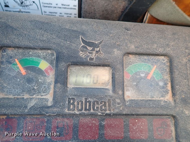 image for item IS9247 2004 Bobcat 334G  mini excavator