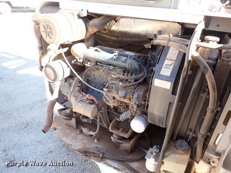 image for item IS9247 2004 Bobcat 334G  mini excavator