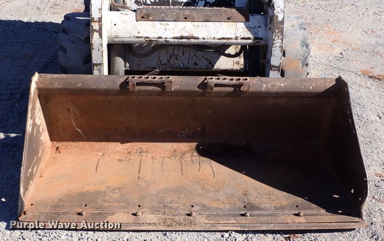 image for item IS9248 2005 Bobcat S150  skid steer loader