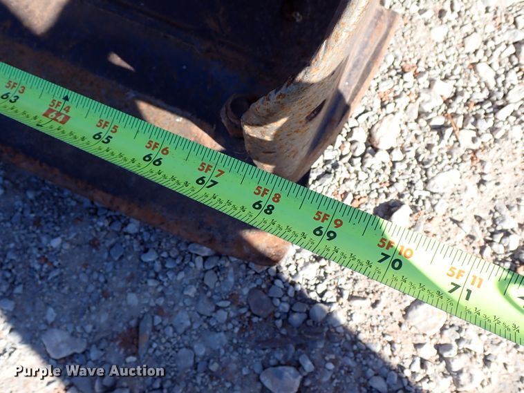 image for item IS9248 2005 Bobcat S150  skid steer loader