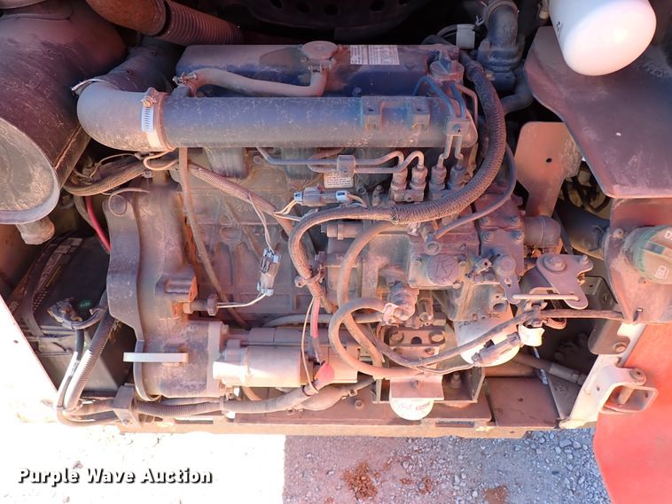 image for item IS9248 2005 Bobcat S150  skid steer loader