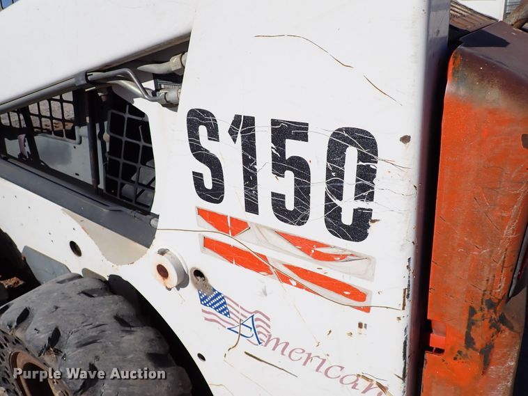 image for item IS9248 2005 Bobcat S150  skid steer loader