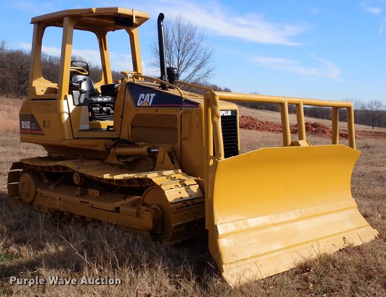 image for item IS9264 2004 Caterpillar D5G XL  dozer