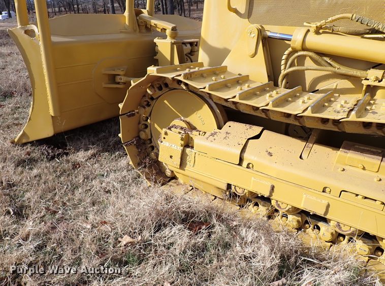 image for item IS9264 2004 Caterpillar D5G XL  dozer