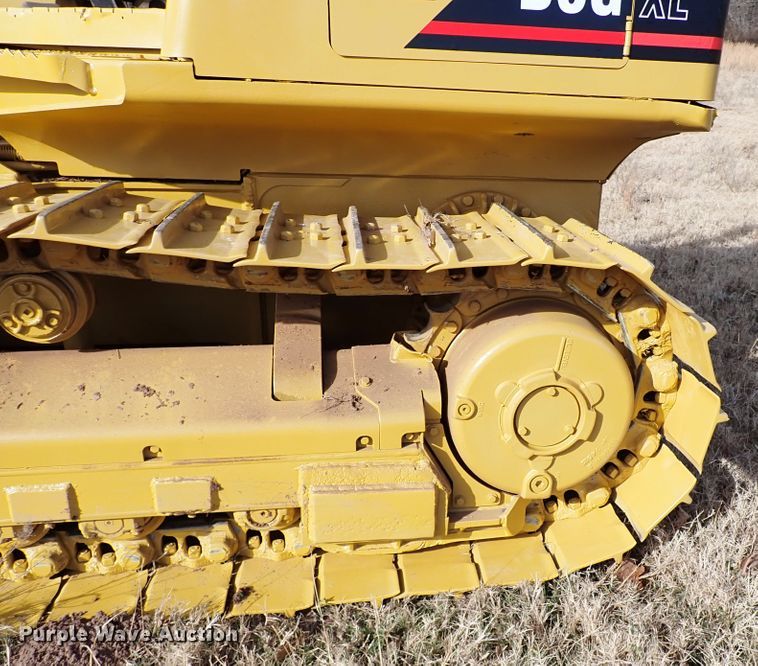 image for item IS9264 2004 Caterpillar D5G XL  dozer