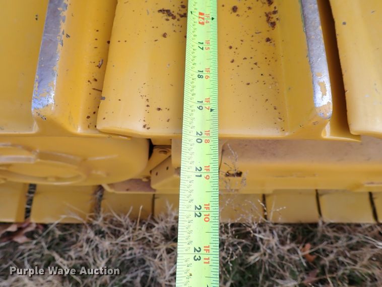 image for item IS9264 2004 Caterpillar D5G XL  dozer