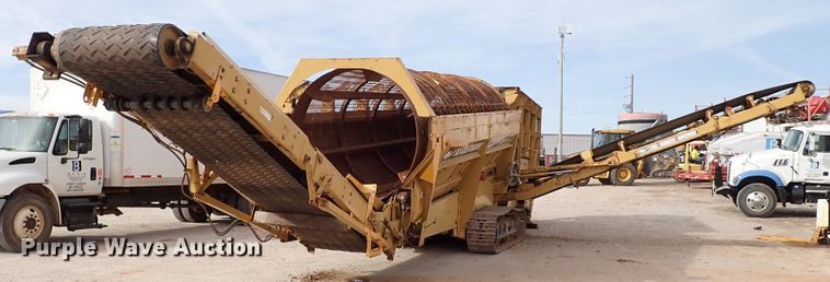 image for item IS9272 Screen Machine 621T  shredder trommel