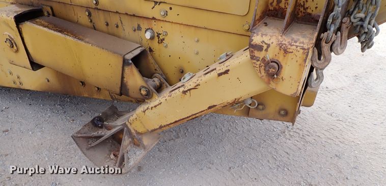 image for item IS9272 Screen Machine 621T  shredder trommel