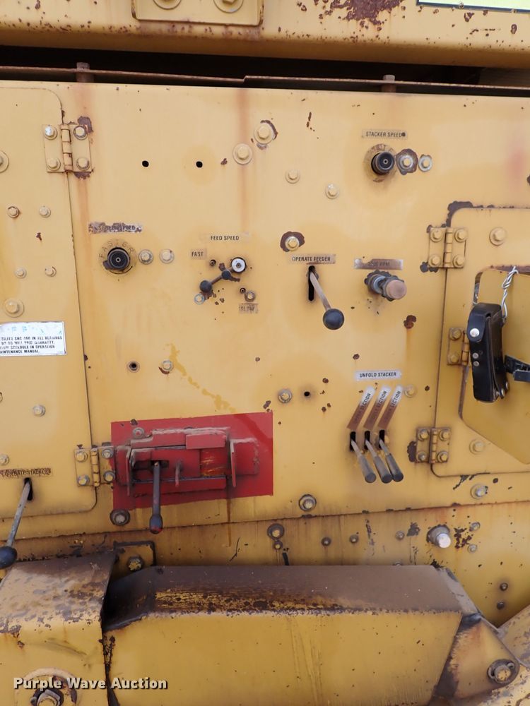 image for item IS9272 Screen Machine 621T  shredder trommel