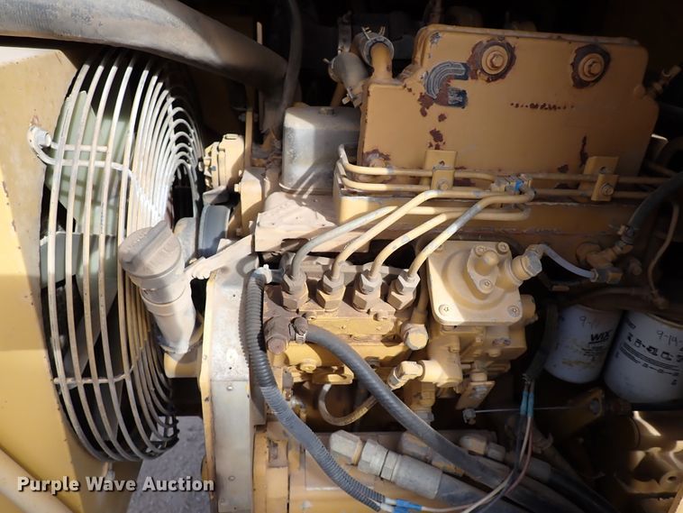 image for item IS9272 Screen Machine 621T  shredder trommel