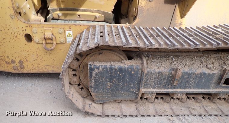 image for item IS9272 Screen Machine 621T  shredder trommel