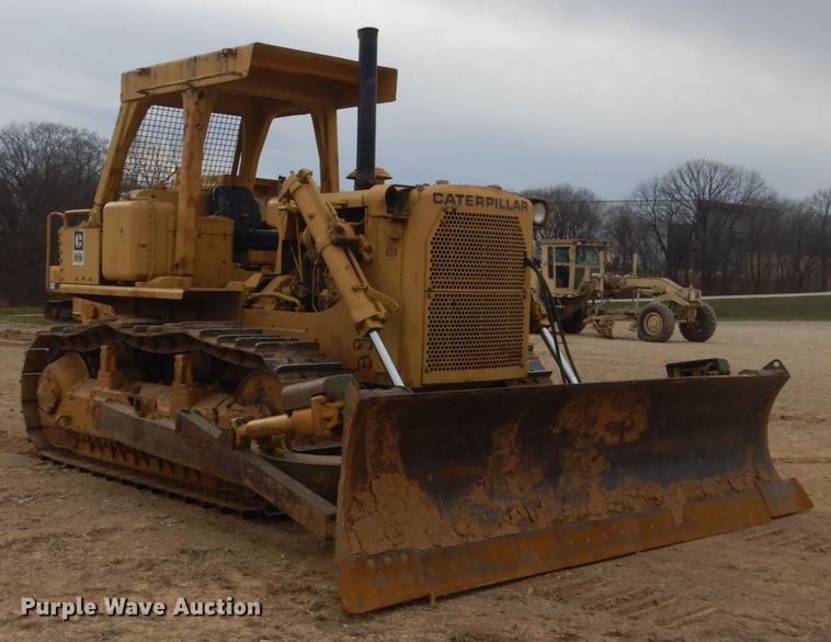 image for item IU9750 1989 Caterpillar D7G  dozer