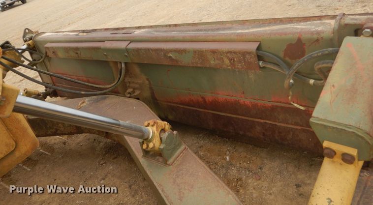 image for item IU9750 1989 Caterpillar D7G  dozer