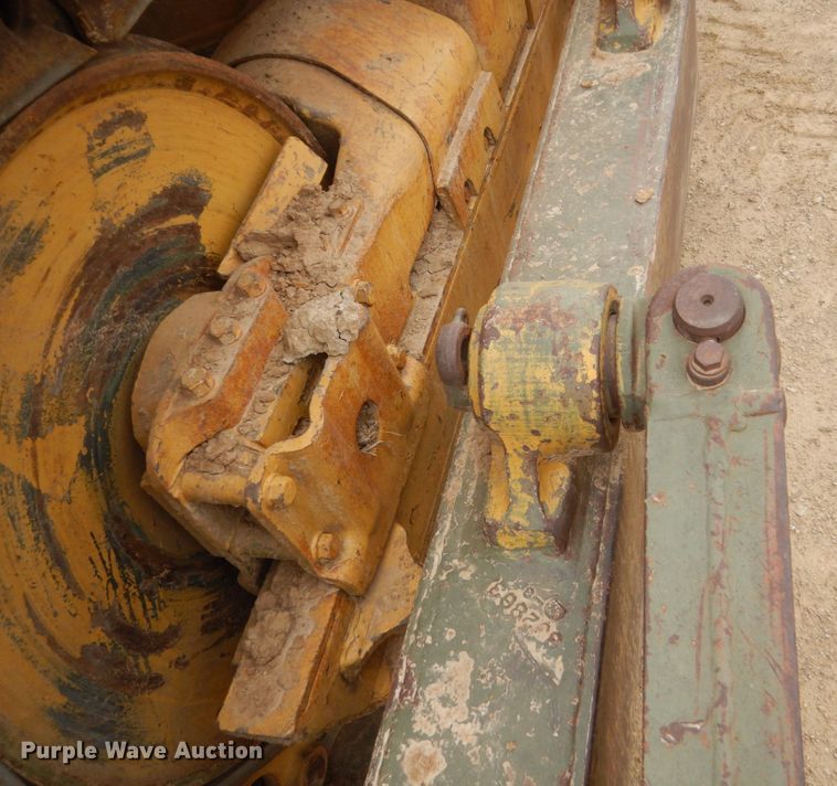 image for item IU9750 1989 Caterpillar D7G  dozer