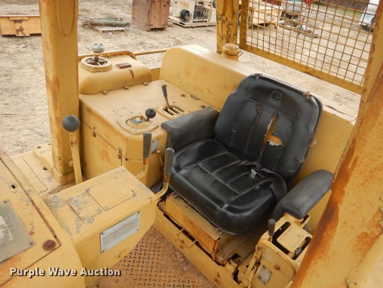 image for item IU9750 1989 Caterpillar D7G  dozer
