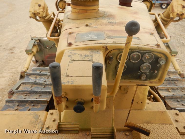 image for item IU9750 1989 Caterpillar D7G  dozer
