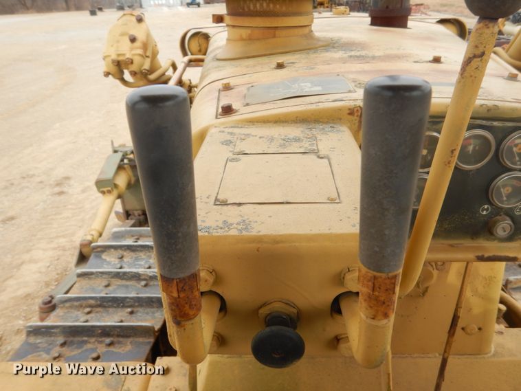 image for item IU9750 1989 Caterpillar D7G  dozer