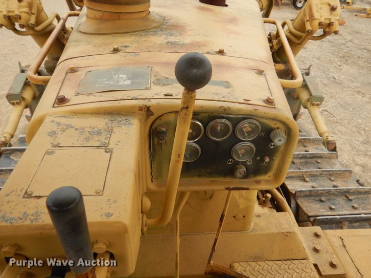 image for item IU9750 1989 Caterpillar D7G  dozer