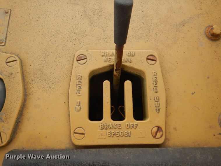 image for item IU9750 1989 Caterpillar D7G  dozer