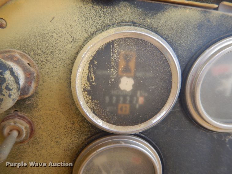 image for item IU9750 1989 Caterpillar D7G  dozer