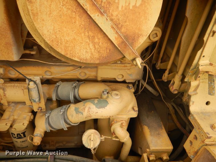 image for item IU9750 1989 Caterpillar D7G  dozer