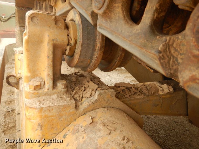 image for item IU9750 1989 Caterpillar D7G  dozer