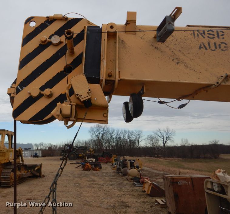 image for item IU9751 Grove AP308  crane
