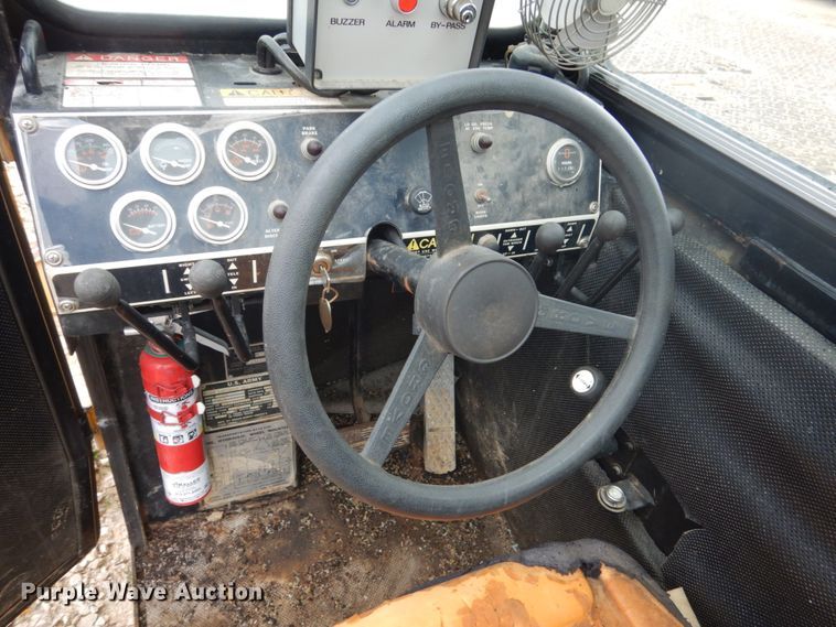 image for item IU9751 Grove AP308  crane