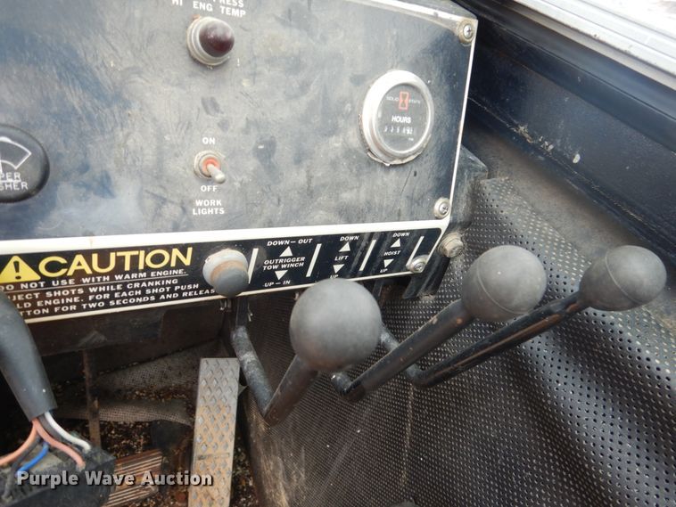 image for item IU9751 Grove AP308  crane