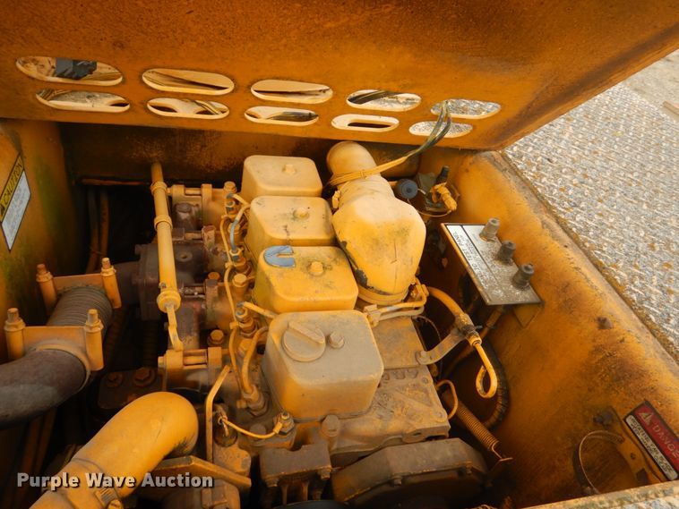 image for item IU9751 Grove AP308  crane