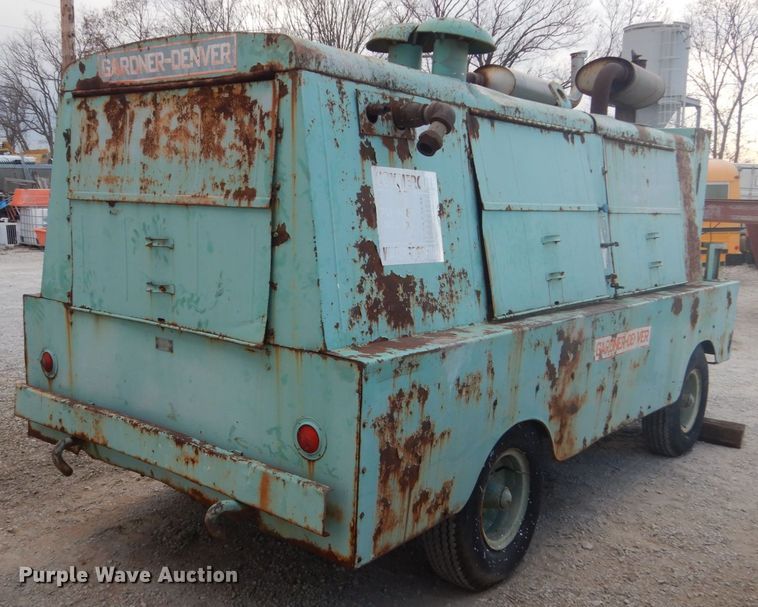 image for item IU9773 Gardner Denver SPWDB  air compressor