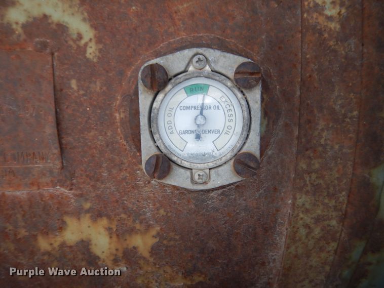 image for item IU9773 Gardner Denver SPWDB  air compressor