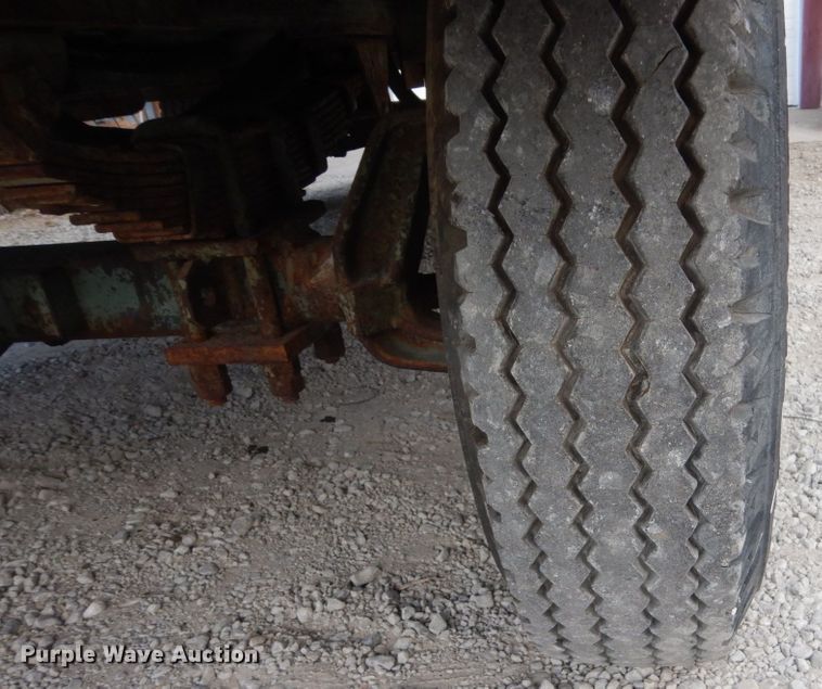 image for item IU9773 Gardner Denver SPWDB  air compressor