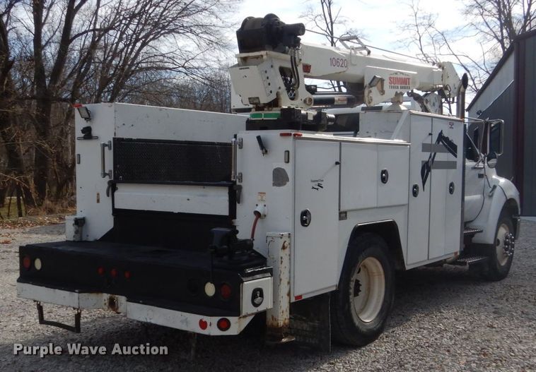 image for item IU9781 2008 Ford F750 Super Duty XLT  utility / service truck
