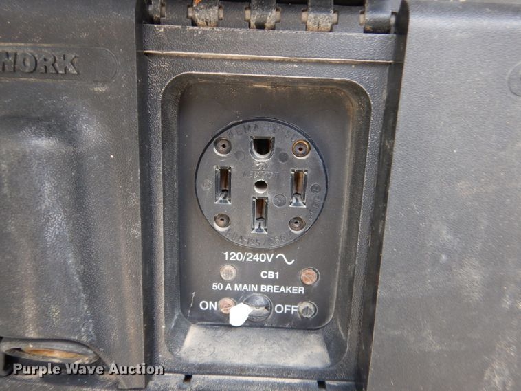 image for item IU9781 2008 Ford F750 Super Duty XLT  utility / service truck