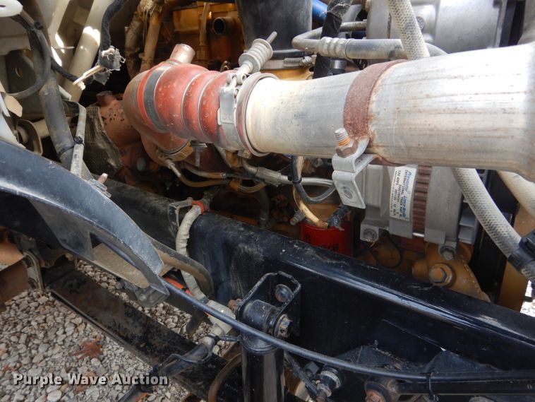 image for item IU9781 2008 Ford F750 Super Duty XLT  utility / service truck