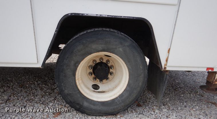 image for item IU9781 2008 Ford F750 Super Duty XLT  utility / service truck