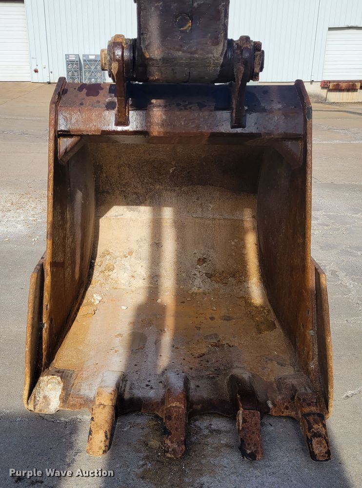 image for item IV9620 1997 Kobelco SK400LC  excavator