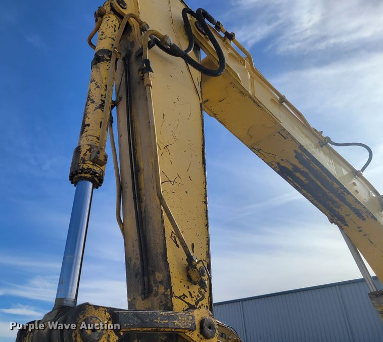 image for item IV9620 1997 Kobelco SK400LC  excavator