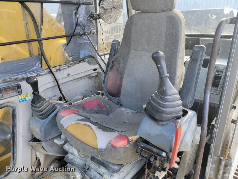 image for item IV9620 1997 Kobelco SK400LC  excavator