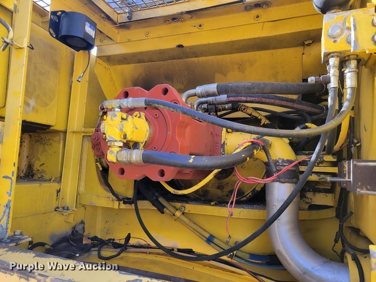 image for item IV9620 1997 Kobelco SK400LC  excavator