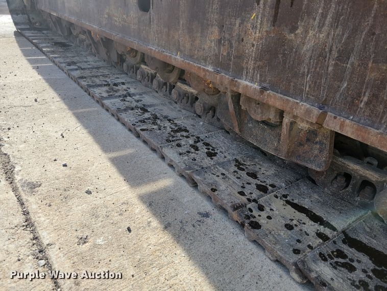 image for item IV9620 1997 Kobelco SK400LC  excavator