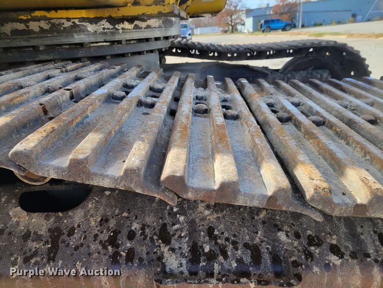 image for item IV9620 1997 Kobelco SK400LC  excavator