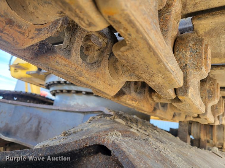 image for item IV9620 1997 Kobelco SK400LC  excavator